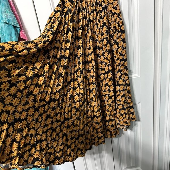 Free People Black and Orange Floral Midi Dress - Picture 7 of 11